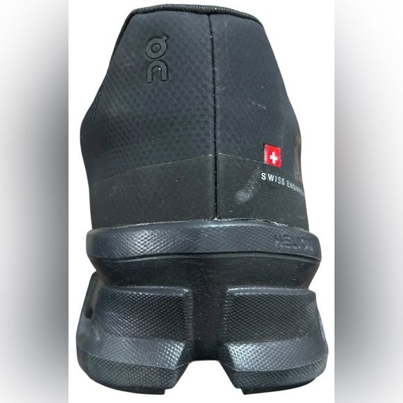 ON CLOUDMONSTER w/CloudTec Men’s Athletic Shoe In All Black Sz 10.5 ✨NIB✨ - Picture 13 of 14